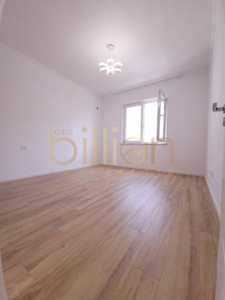 Tirane, shitet apartament 2+1 Kati 7, 95 m² 210,000 € (ZOGU I ZI, Tirana, Albania)