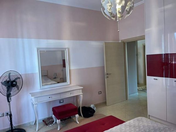 Tirane,  apartament 3+1+BLK Kati 2, 125 m² 700 Euro, te Mihal Grameno