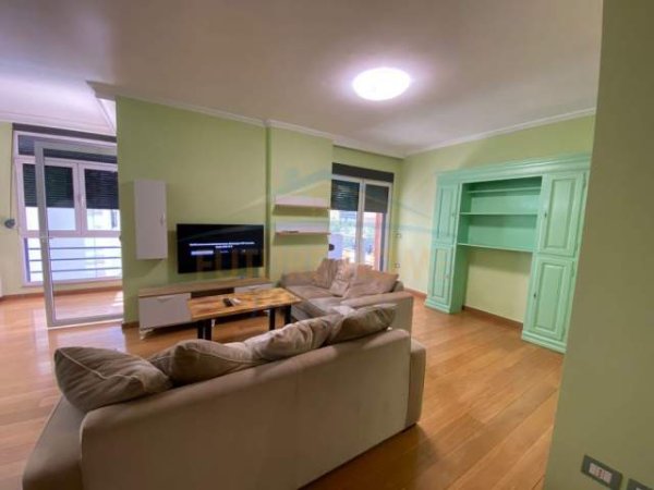 Tirane, shitet apartament 2+1+BLK Kati 5, 170 m² 375000 Euro (Blloku)