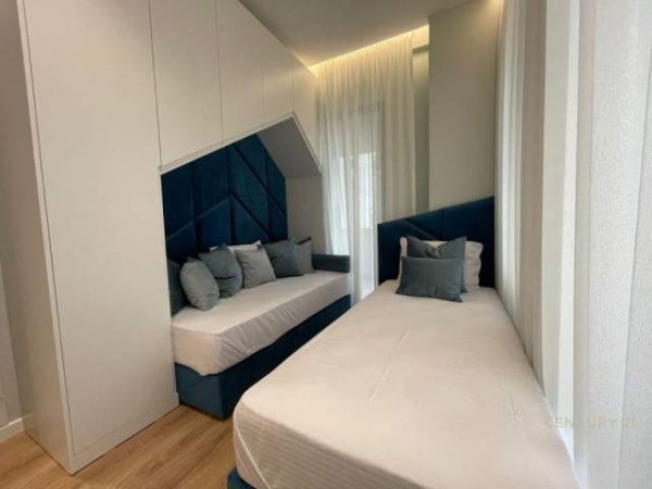 Tirane, jepet me qera apartament 2+1 Kati 2, 103 m² 1.200 Euro (Square21)