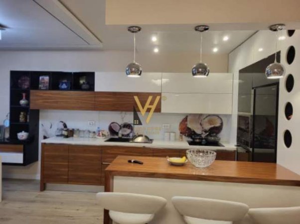 Tirane, shes apartament 3+1+A+BLK Kati 2, 147 m² 270.000 Euro (TEGU)