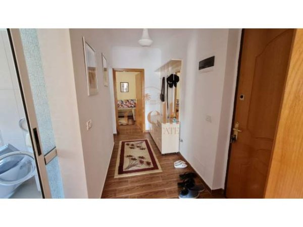 Tirane, shitet apartament 1+1 Kati 4, 55 m² 100.000 Euro (Stacioni i Trenit)