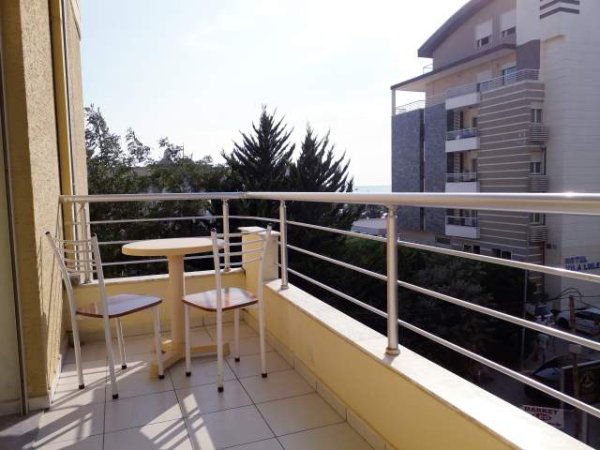 Durres, jap me qera apartament ne plazh 1+1+A+BLK Kati 2, 65 m² 15 Euro/nata (Plazhi Iliria)