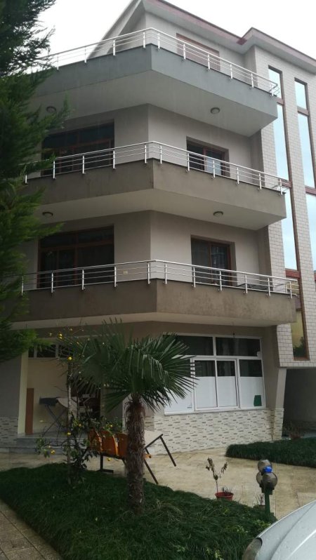 Tirane, jap me qera apartament 3+1+A+BLK Kati 3, 115 m² 350 Euro (Zona Don Bosko)