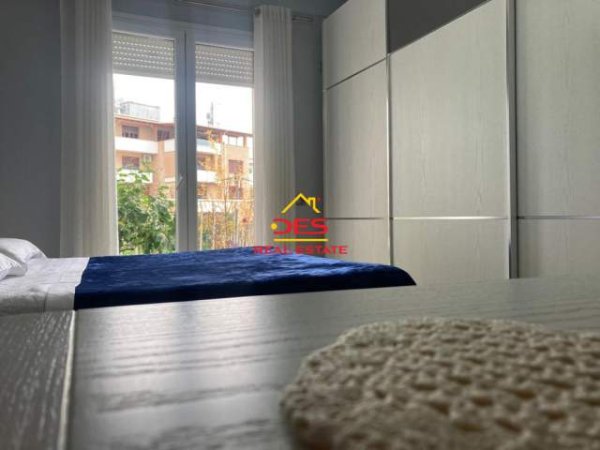 Tirane, jepet me qera apartament 2+1+BLK Kati 2, 75 m² 700 Euro