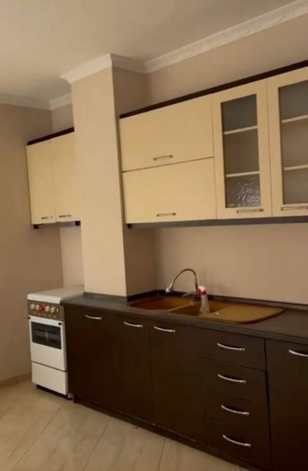 Tirane, shitet apartament 2+1 Kati 4, 115 m² 100.000 Euro (Njesia administrative 14)