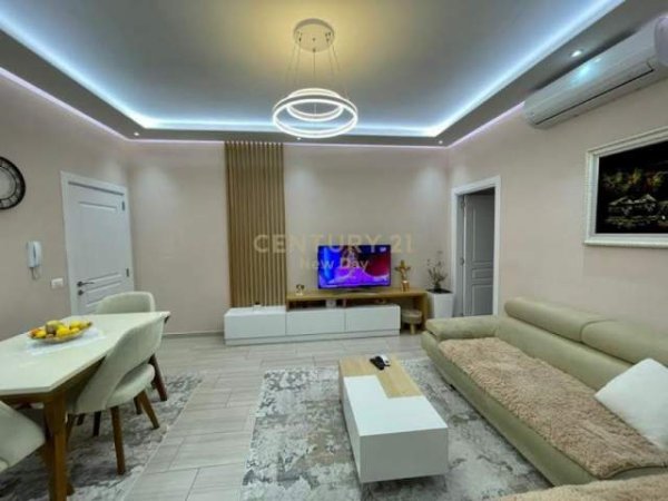 Tirane, shitet apartament Kati 1, 96 m² 139.000 Euro (Oxhaku, prane Xhamise Xhura, Tirane. Tirana, Albania)
