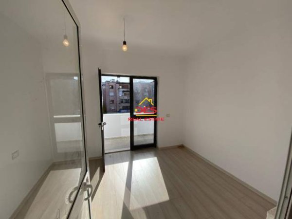 Tirane, shitet apartament 1+1+BLK Kati 4, 41 m² 600.000 Euro (Irfan Tomini)