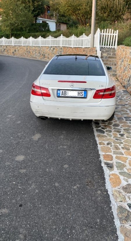 Elbasan, shes makine Mercedes-Benz Viti 2011, 8300 Euro