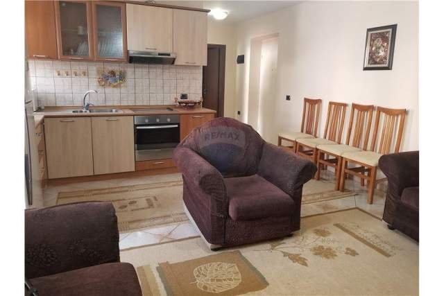 Tirane, jap me qera apartament Kati 2, 57 m² 280 Euro (Rruga e Durresit)