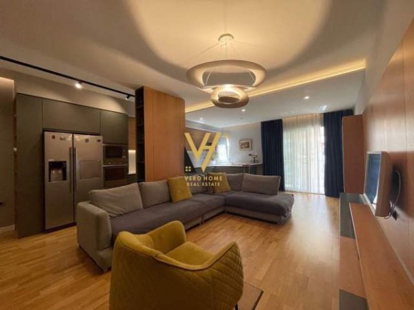 Tirane, shitet apartament 3+1+A+BLK Kati 4, 195 m² 370.000 Euro (kopshti botanik)