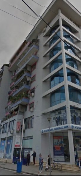 Tirane, shitet dyqan Kati 1, 86 m² 300.000 Euro