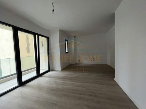Tirane, jepet me qera apartament 2+1+BLK Kati 1, 99 m² 1.000 Euro (Rruga e Kosovareve)