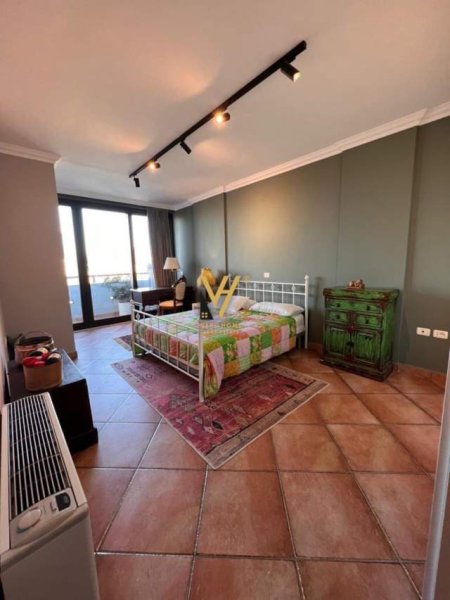 Tirane, jepet me qera apartament 2+1+A+BLK Kati 10, 170 m² 2.700 Euro (QENDER)