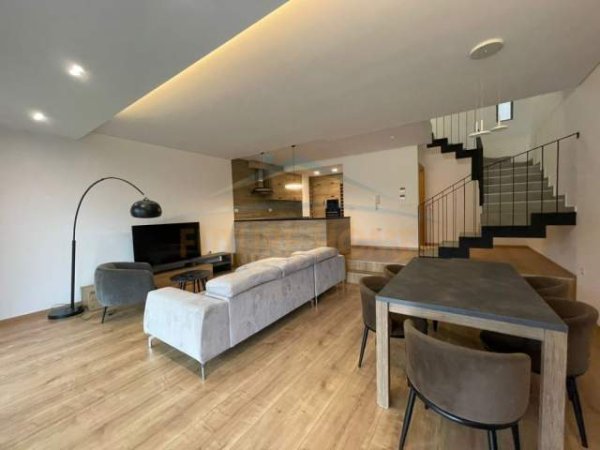 Tirane, jepet me qera Vile 3 Katshe  , 222 m² 1.900 Euro (Rezidenca Olive Grove)