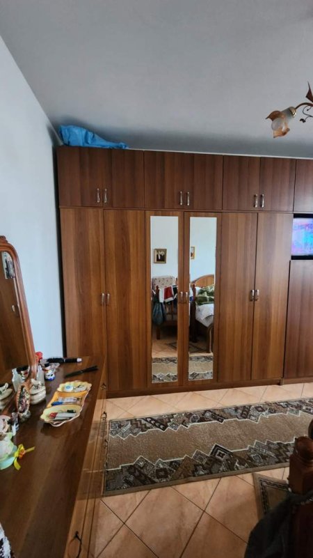 Tirane, shitet apartament 2+1 Kati 3, 100 m² 135.000 Euro (Prane Qendres Globe)