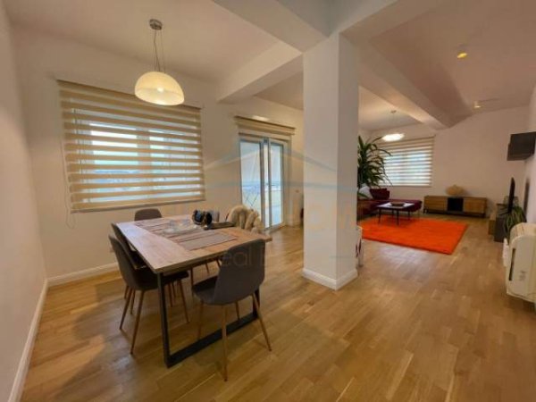 Tirane, shitet apartament Kati 2, 186 m² 330.000 Euro (Touch Of The Sun)