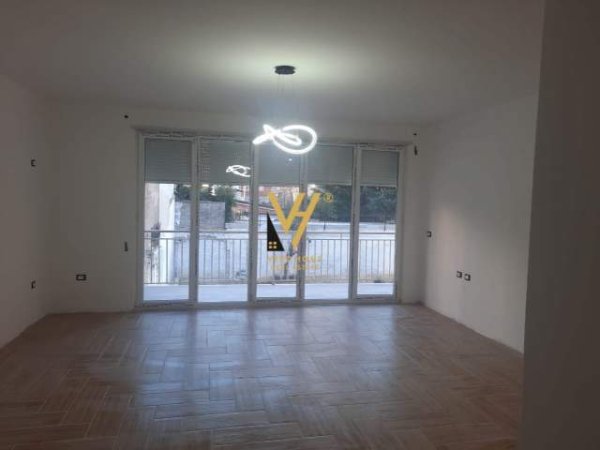 Tirane, shitet zyre Kati 2, 120 m² 202.000 Euro (rruga e barrikadave)
