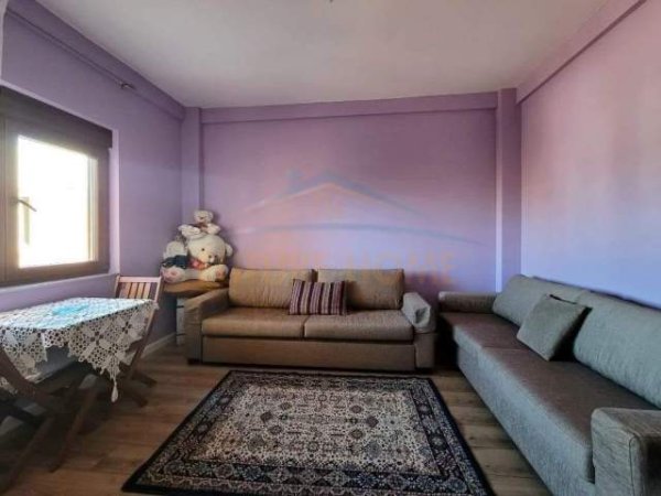 Korce, shitet apartament 2+1+BLK Kati 3, 114 m² 108 Euro (Lagjia 18, Korçë)