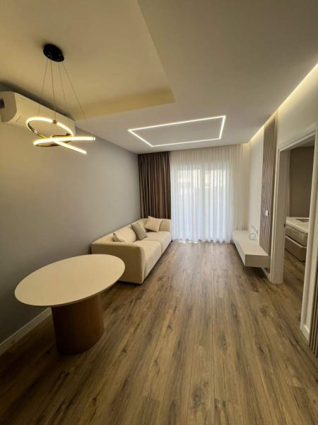 Tirane, jepet me qera apartament 1+1 Kati 1, 59 m² 600 Euro (Rruga Hiqmet Buzi)