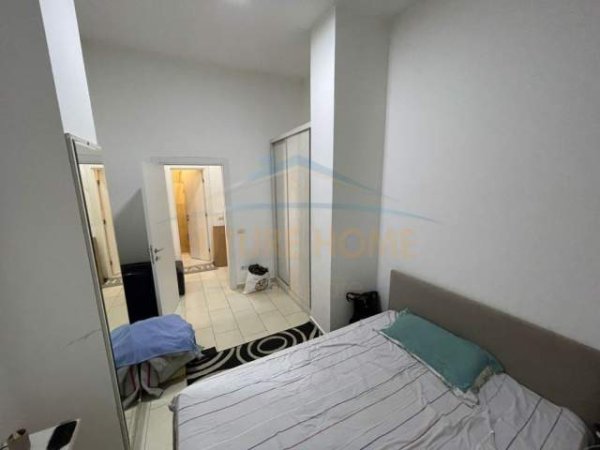 Tirane, jepet me qera apartament 2+1 Kati 4, 80 m² 500 Euro (Liqeni i Thatë)