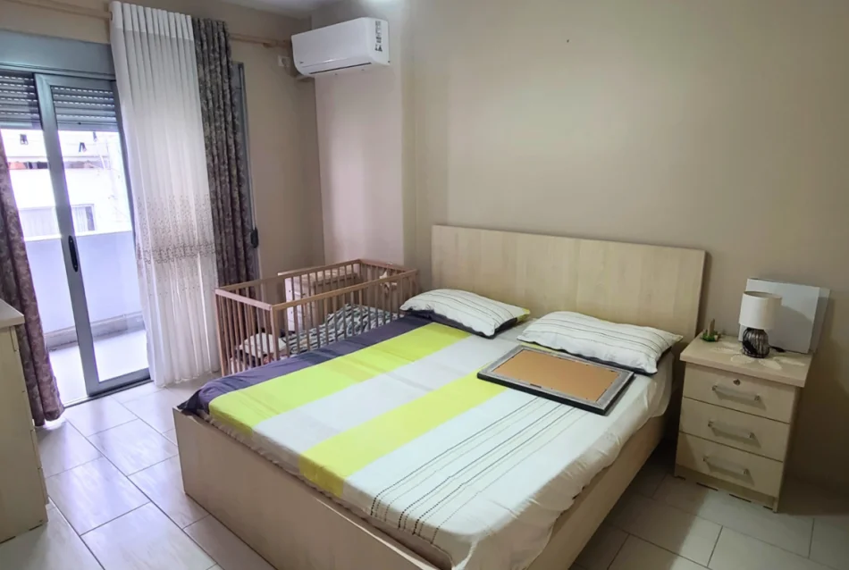 Tirane, jepet me qera apartament 2+1 Kati 1, 96 m² 450 € (Rruga Besim Alla)