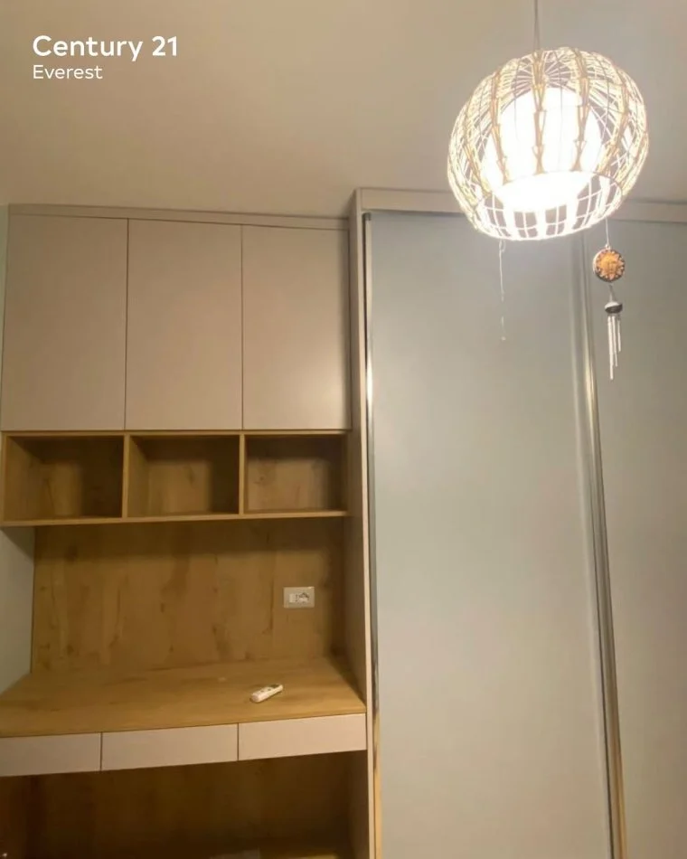 Tirane, jepet me qera apartament 2+1 Kati 6, 95 m² 700 €
