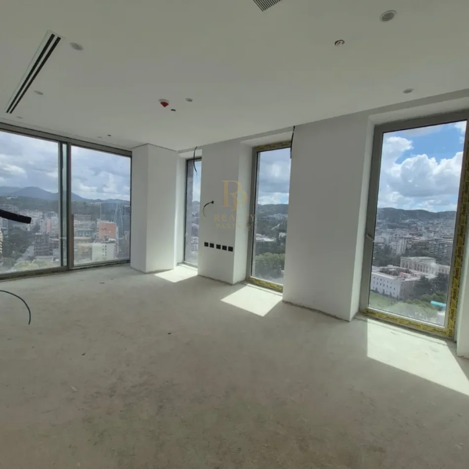 Tirane, jepet me qera zyre Kati 20, 147 m² 3.000 € (Rr. e Elbasanit)