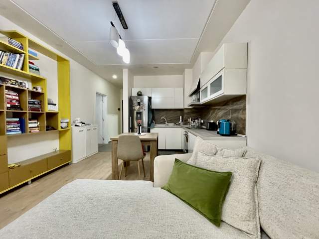 Tirane, jepet me qera apartament 2+1+BLK Kati 3, 100 m² 650 Euro (2+1)