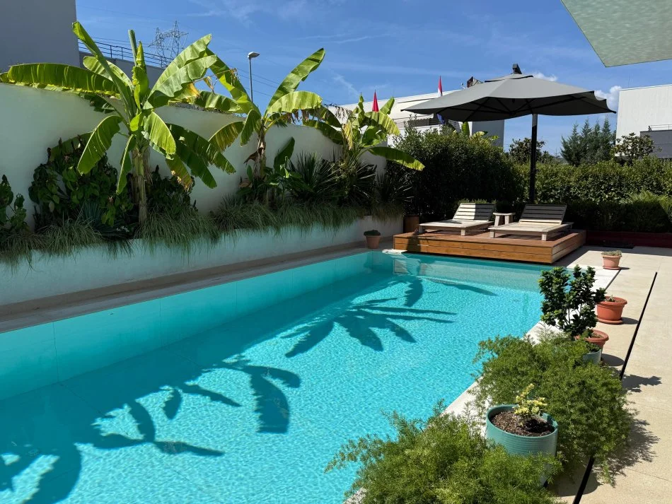 Tirane, shitet Vile 4+1+Ballkon Kati 2, 151 m² 1.200.000 € (Vishnje)