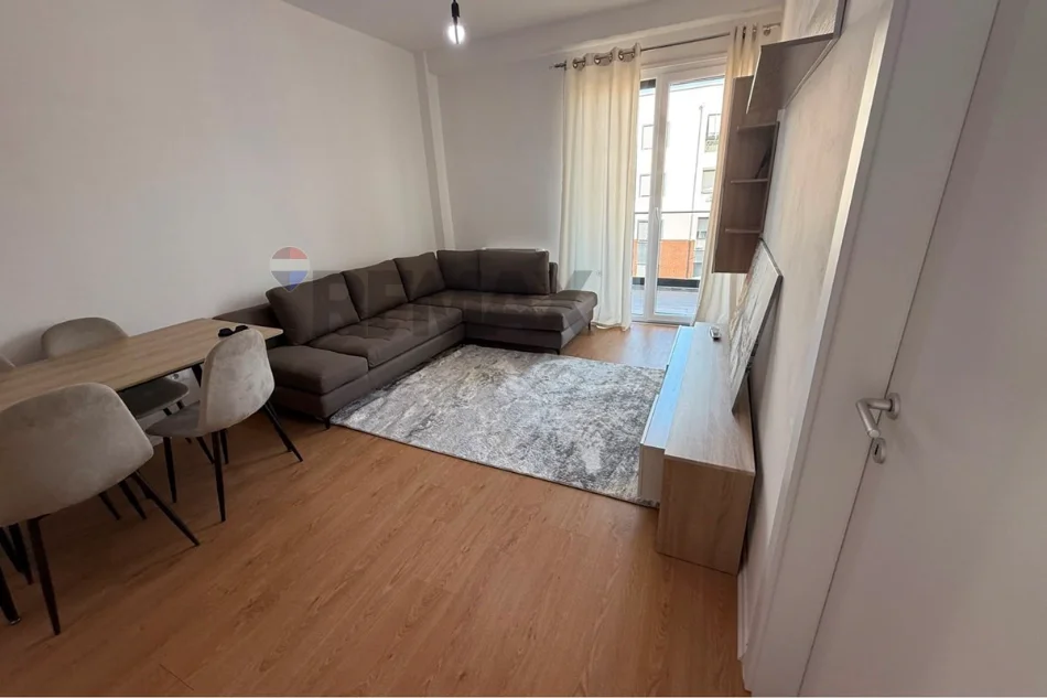 Tirane, jepet me qera apartament 1+1 Kati 9, 74 m² 65.000 € (Rruga Egnatia)