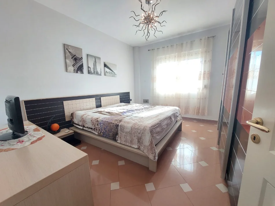 Durres, shitet apartament 2+1+Ballkon , 110 m² 130.000 € (Shkolla Kushtrimi i Lirise)