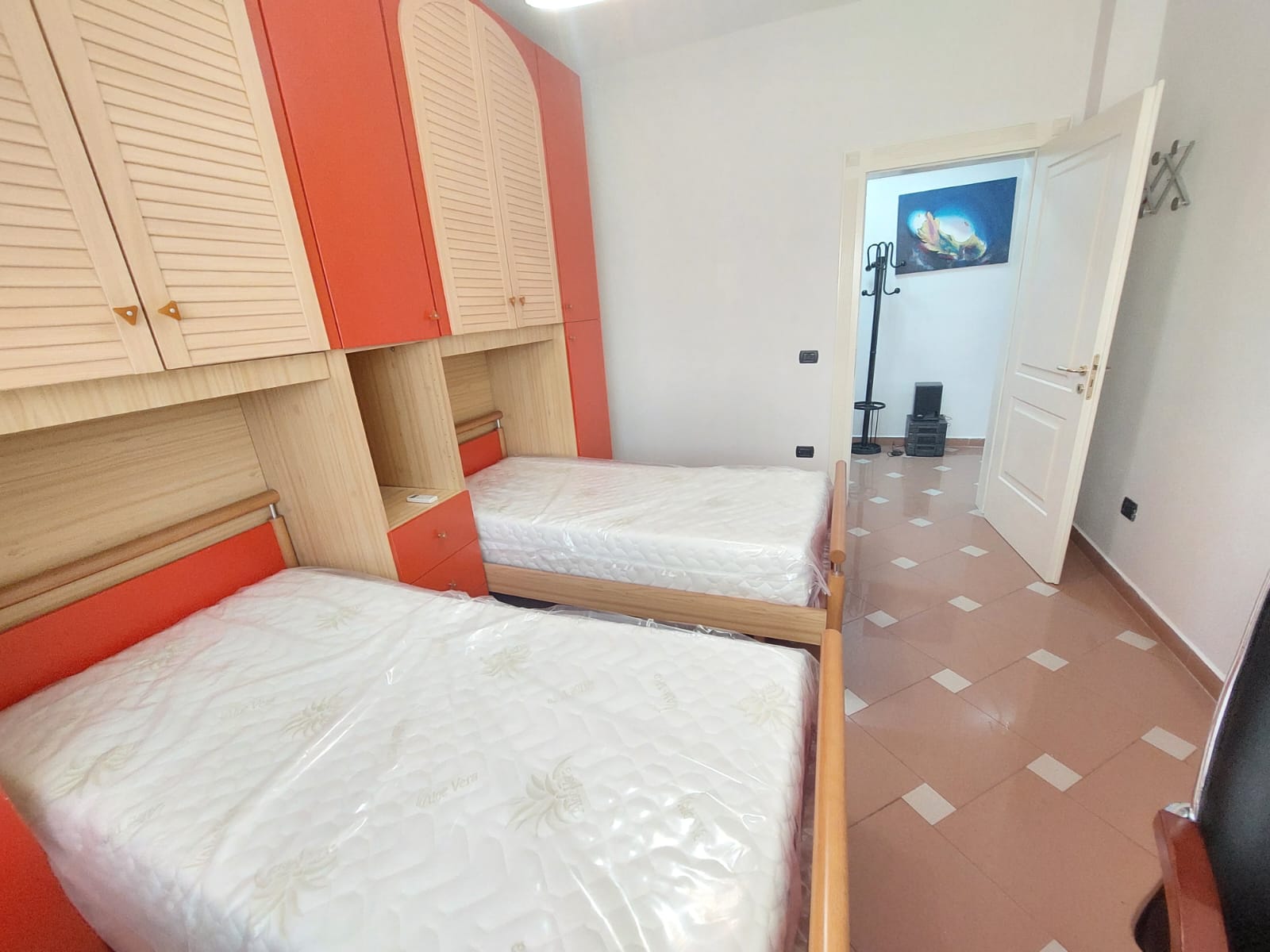 Durres, jepet me qera apartament 2+1+A+BLK Kati 9, 110 m² 370 Euro (Prane Shkolles Kushtrimi i Lirise, Durres)