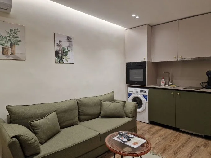 Tirane, jepet me qera apartament 1+1 Kati 2, 500 € (Pazari i ri)
