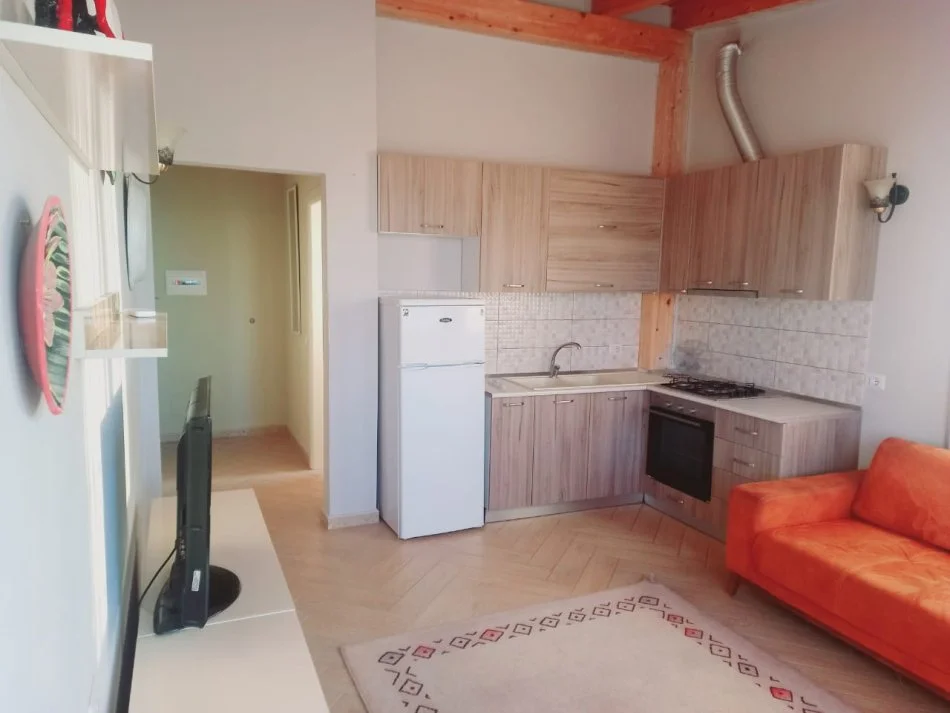 !!!DHENE!!!Durres, jap me qera apartament 1+1 Kati 3, 62 m² 320 € (Prane Shkolles Italiane, Vollga, Durres)