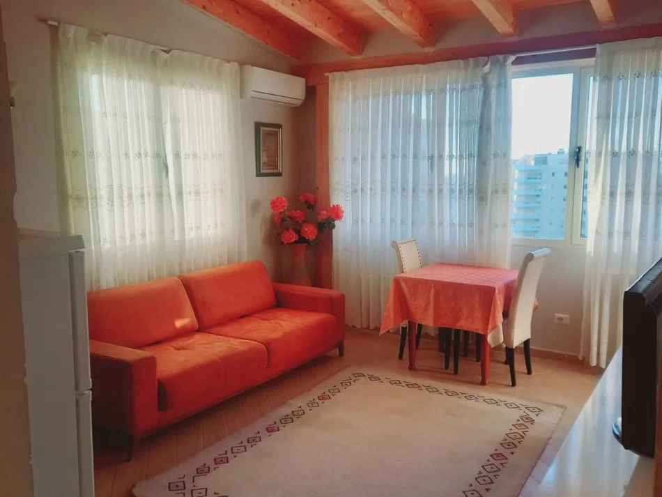 !!!DHENE!!!Durres, jap me qera apartament 1+1 Kati 3, 62 m² 320 € (Prane Shkolles Italiane, Vollga, Durres)