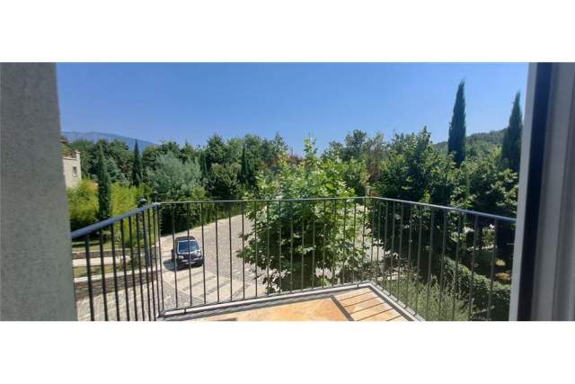 Tirane, jepet me qera apartament 2+1 Kati 2, 110 m² 1.200 Euro (Secret Garden Residence)