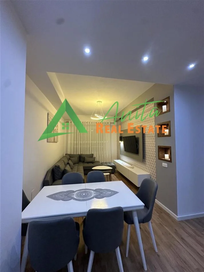 Tirane, jepet me qera apartament 2+1 Kati 5, 79 m² 550 € (Ali Demi)