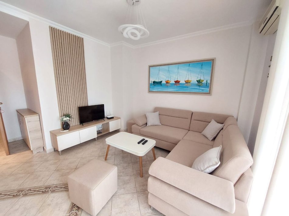 !!!DHENE!!!Durres, jap me qera apartament 2+1+Ballkon Kati 10, 92 m² 500 € (ne Bulevardin e Durresit)