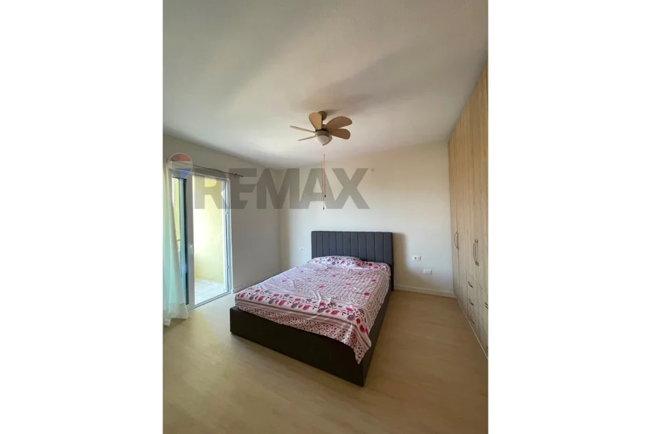 Tirane, jepet me qera apartament 2+1 Kati 2, 600 € (Rruga e Zallit)