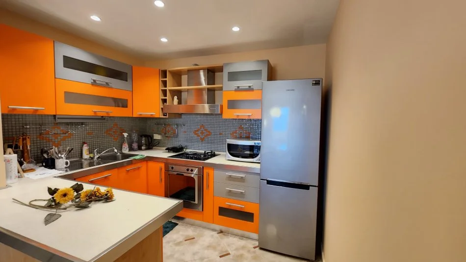 Tirane, jepet me qera apartament 2+1 Kati 7, 108 m² 739 € (JEPET APARAMENT 2+1 TEK ART TURBINA)