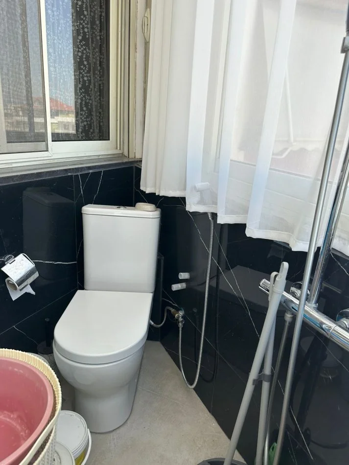 !DHENE! Durres, shitet apartament 2+1 Kati 3, 117 m² 120.000 € (Hyrja e Durresit)