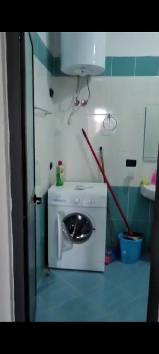 Tirane, jepet me qera apartament 1+1+A+BLK Kati 6, 70 m² 35.000 Leke (MIKEL MARULI)