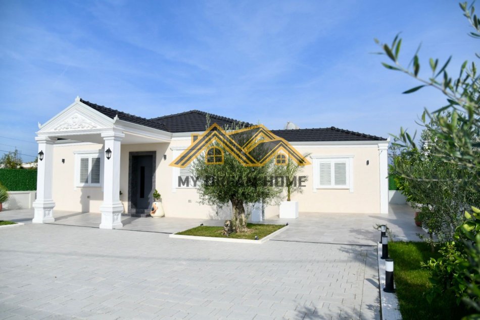 Durres, shitet shtepi 2+1 , 500 m² 300.000 € (Ish këneta)