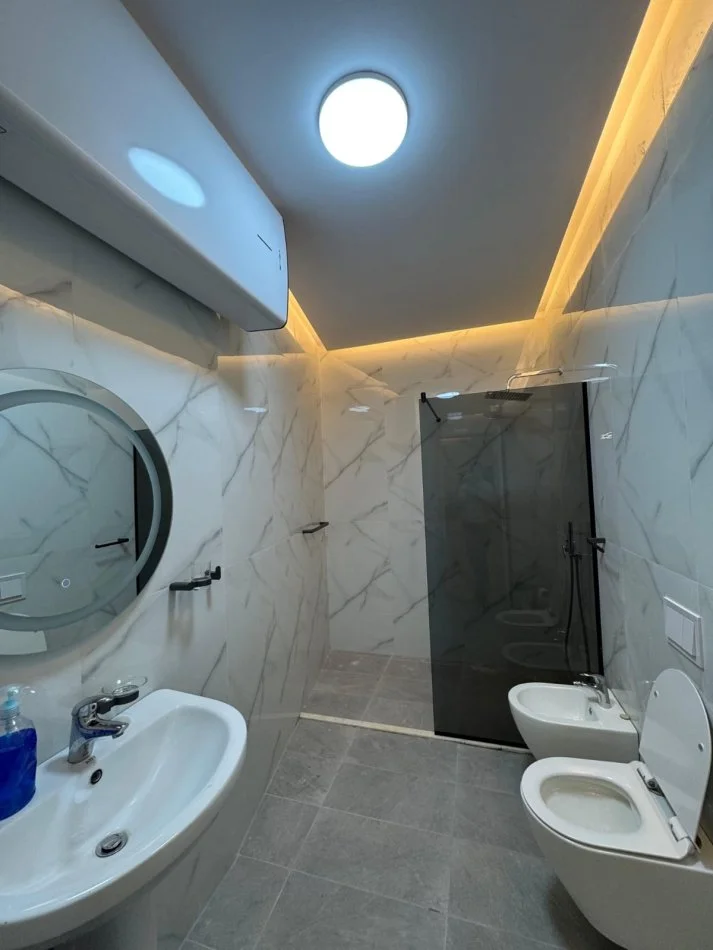 Tirane, shes apartament 2+1+Ballkon Kati 2, 82 m² 235.000 € (Rose Garden)