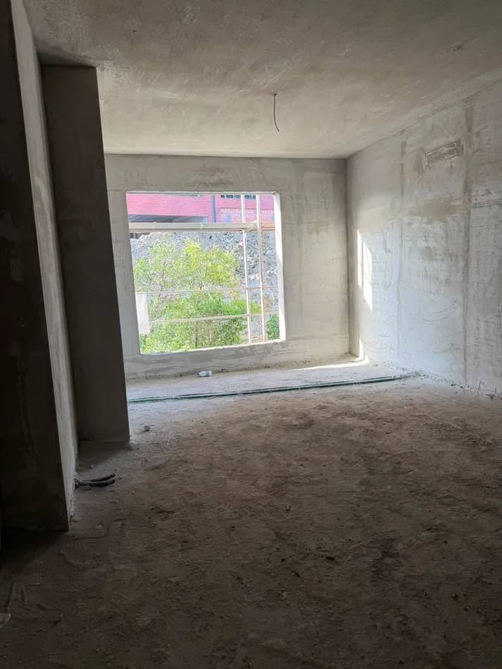 Tirane, shitet apartament 2+1+Aneks+Ballkon Kati 2, 100 m² 105.445 € (paskuqan)