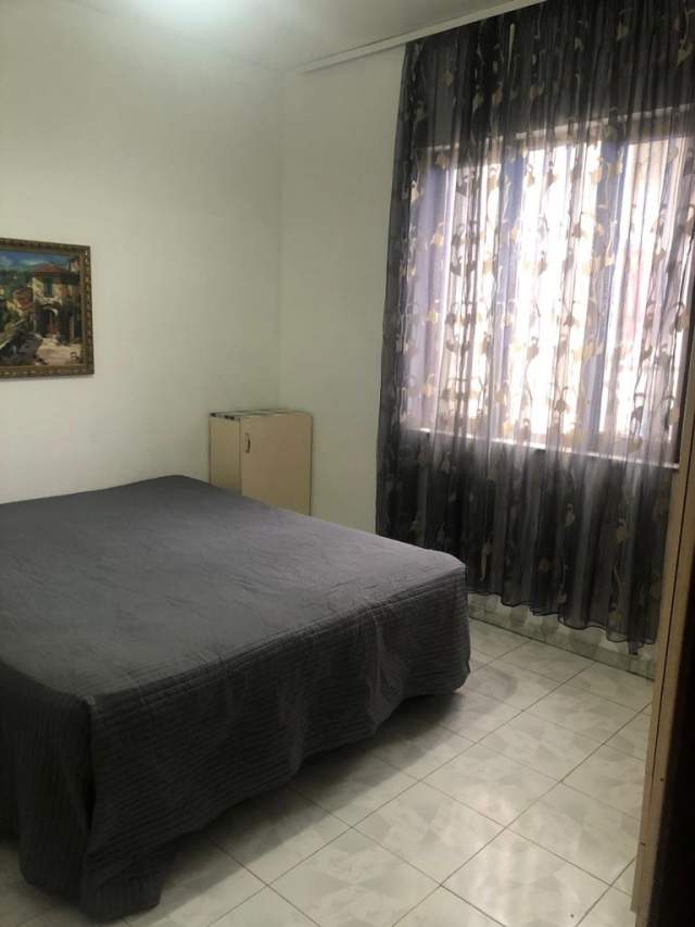 Tirane, jepet me qera apartament 1+1+A+BLK Kati 2, 68 m² 25.000 Leke (AFER SHKOLLES BAJRAMCURRI)