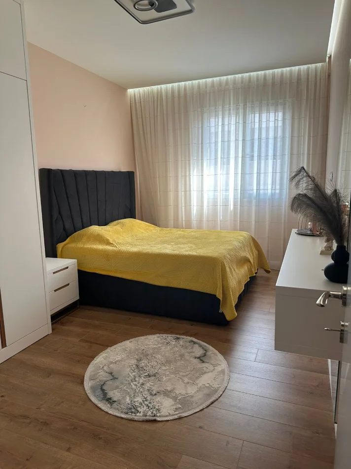 Durres, shitet apartament 2+1 Kati 3, 90 m² (Stadiumi, Durres)