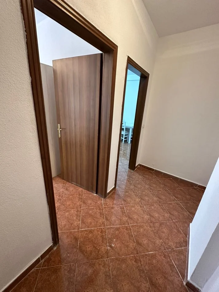 Durres, shitet apartament 1+1 Kati 2, 62 m² 75.000 € 