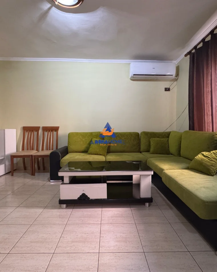 Tirane, jepet me qera apartament 1+1+Ballkon Kati 5, 60 m² 500 € 